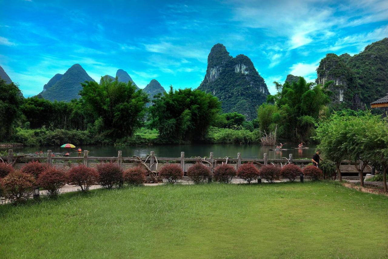 Yangshuo Mountain Retreat Hotel Exterior photo